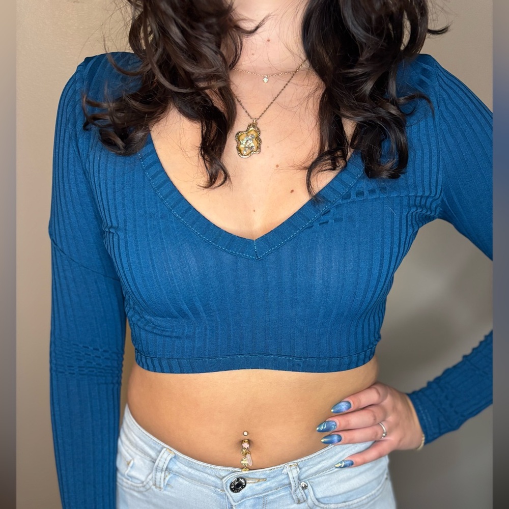 Blue V-Neck Ribbed Crop Top